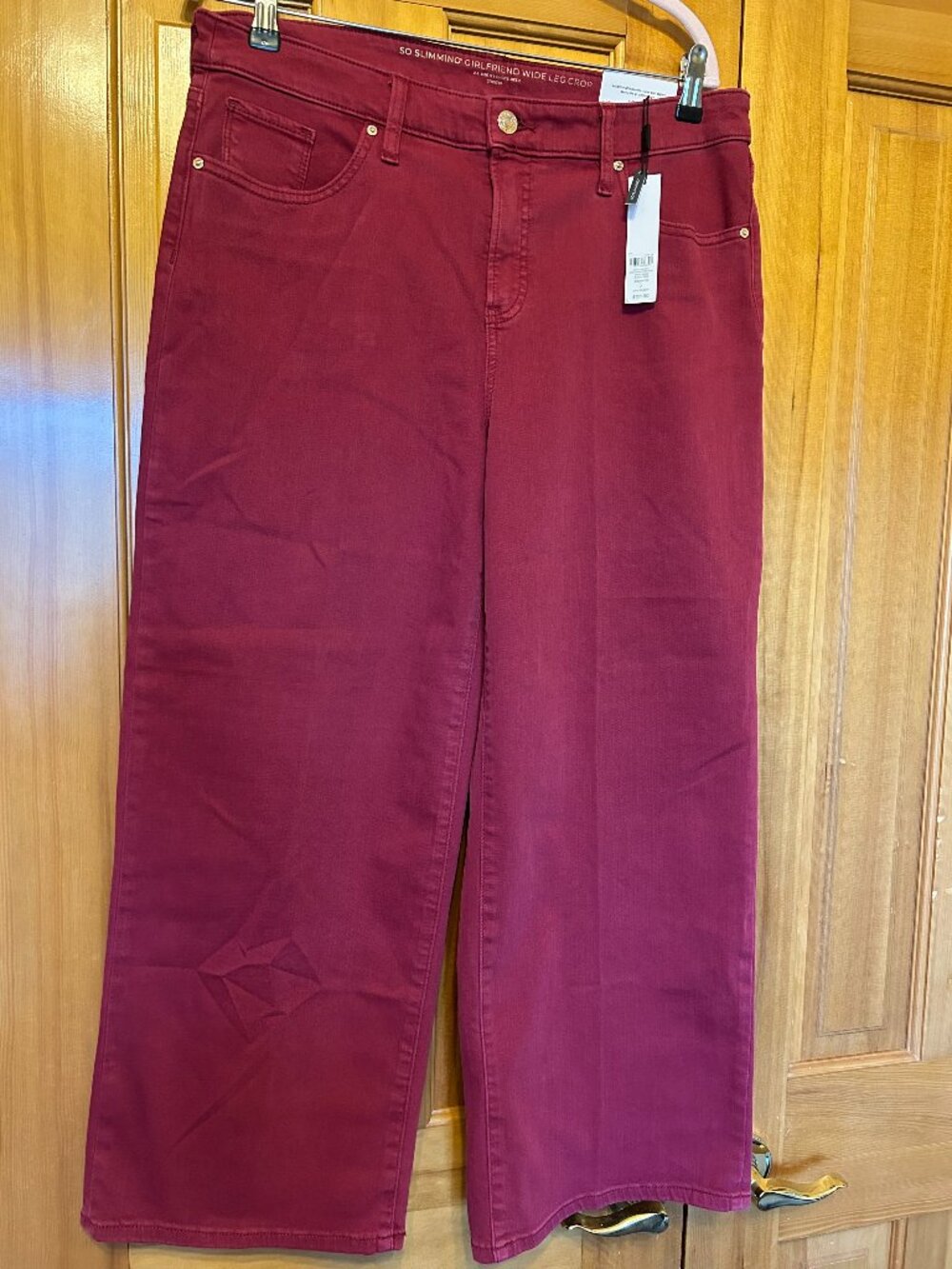 Chico's So Slimming Girlfriend Wide Leg Jeans, red - SZ 2
